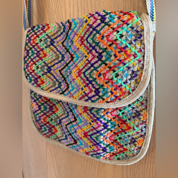 MMM ARTESANIAS Handmade Rainbow Quilted Boho Vintage Retro Crossbody Bag Purse - Picture 1 of 11